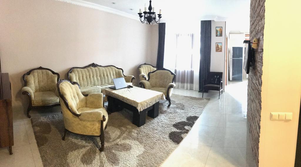 Apartamento Seaside Batumi Exterior foto